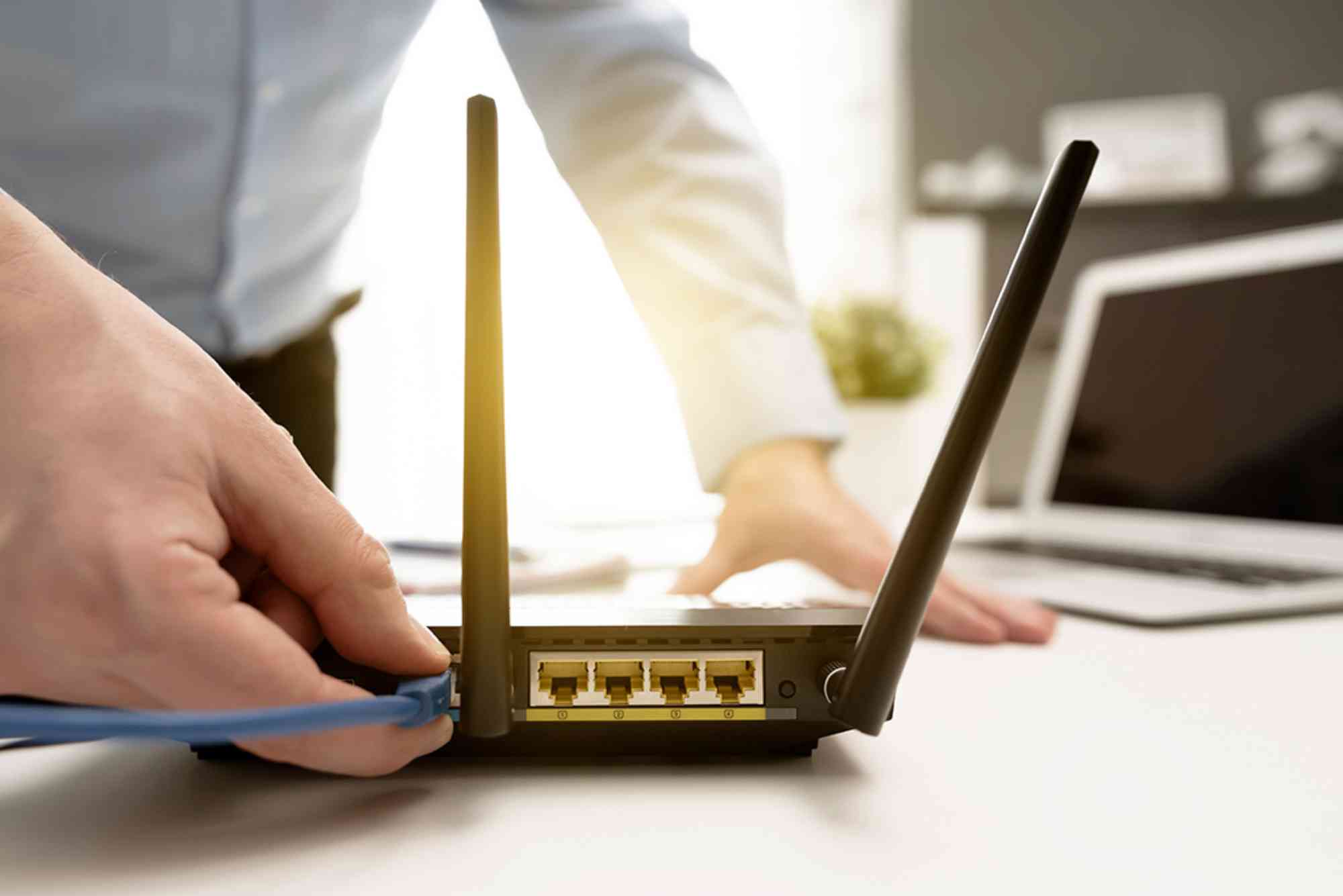 Router Not Assigning DNS Server