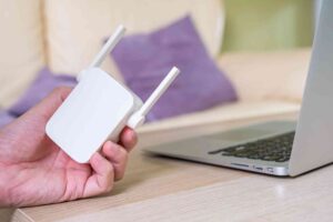 Mesh Wi-Fi VS Extenders